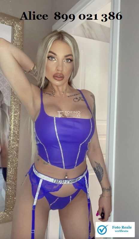 alice 899 021 386 telefono erotico fetish piedi collant